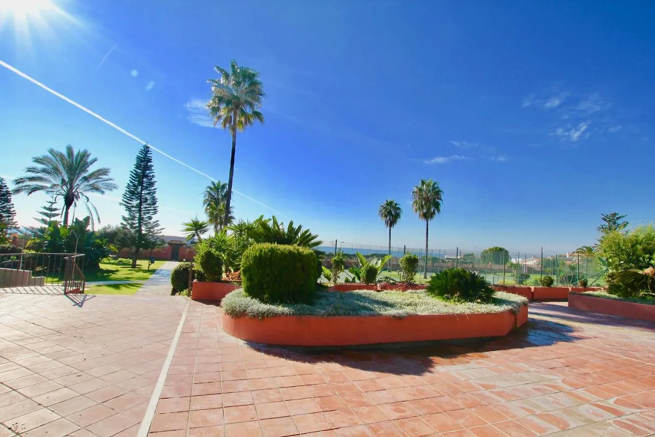Alvarito Playa Apartment By Rafleys Marbella